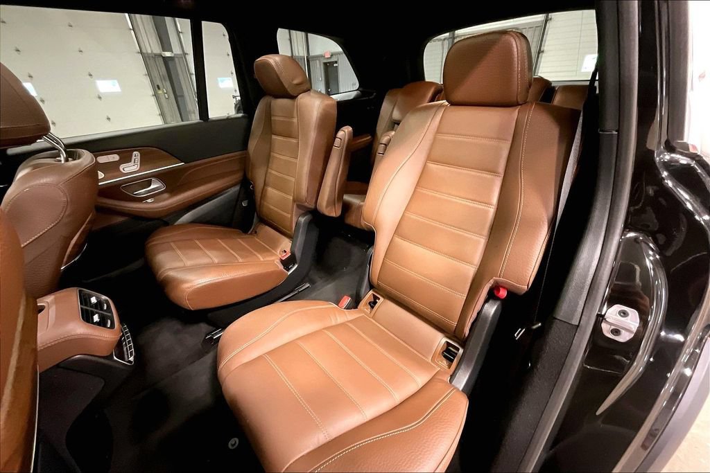 Used 2024 Mercedes-Benz GLS 450 4MATIC image 22