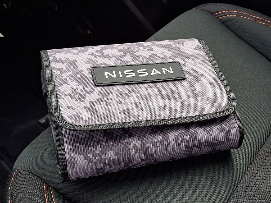 Used 2025 Nissan Frontier PRO-4X w/ Pro Convenience Package image 25