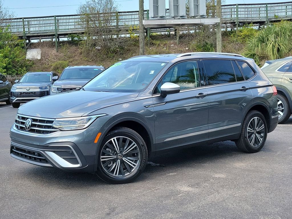 Used 2024 Volkswagen Tiguan Wolfsburg Edition image 1