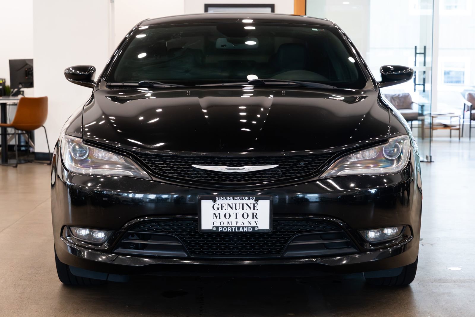 Used 2015 Chrysler 200 S w/ Navigation & Sound Group I AWD/4WD image 2