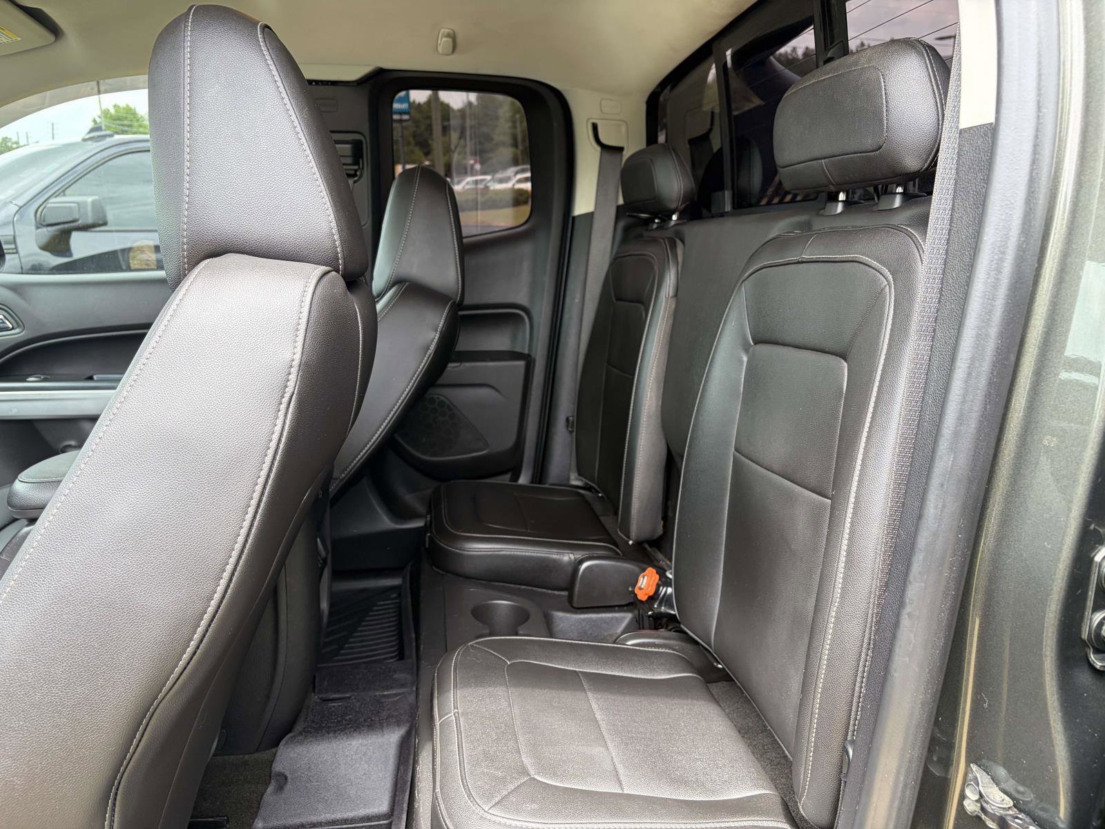 Used 2018 Chevrolet Colorado ZR2 w/ LPO, Premium Interior Package AWD/4WD image 3