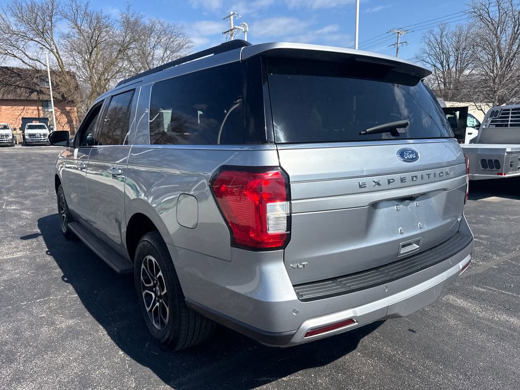 Used 2024 Ford Expedition Max XLT AWD/4WD image 11