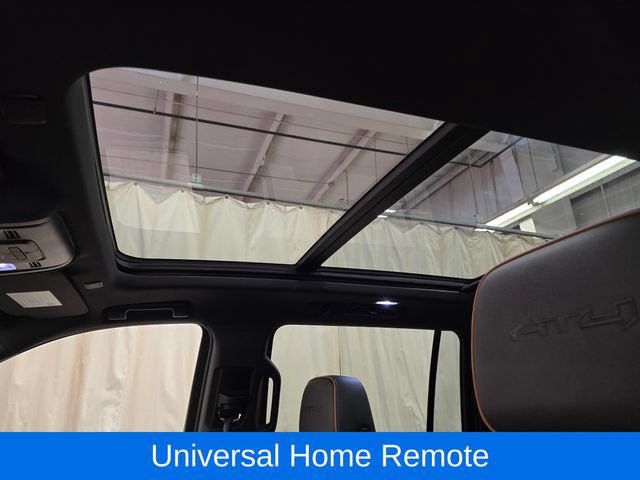 Used 2022 GMC Yukon XL AT4 w/ Technology Package AWD/4WD image 17