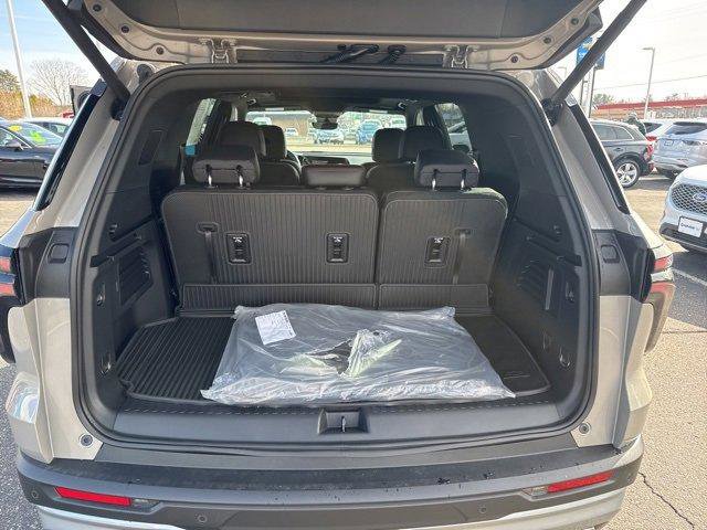 New 2026 Chevrolet Traverse Z71 w/ Driver Confidence Package image 19