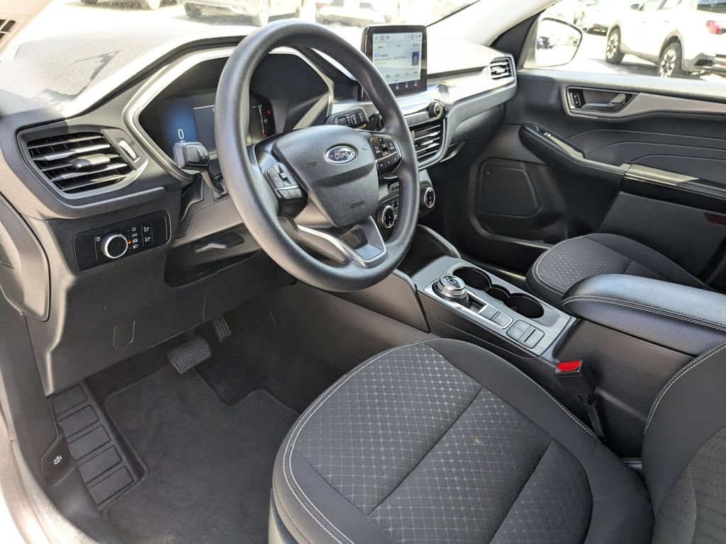 Used 2025 Ford Escape Active FWD image 13