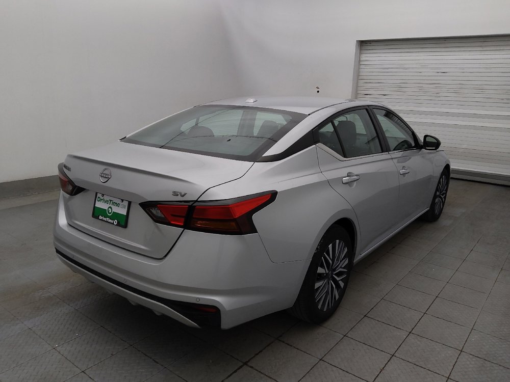Used 2024 Nissan Altima 2.5 SV image 9