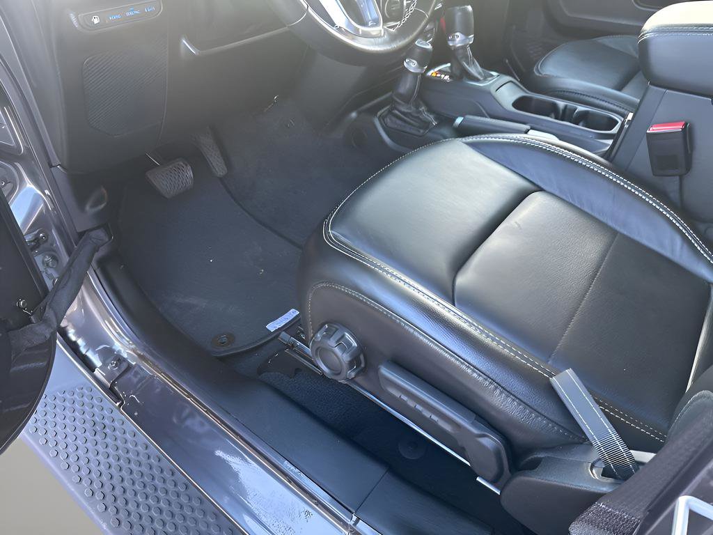 Used 2021 Jeep Wrangler Unlimited Sahara w/ Safety Group image 27