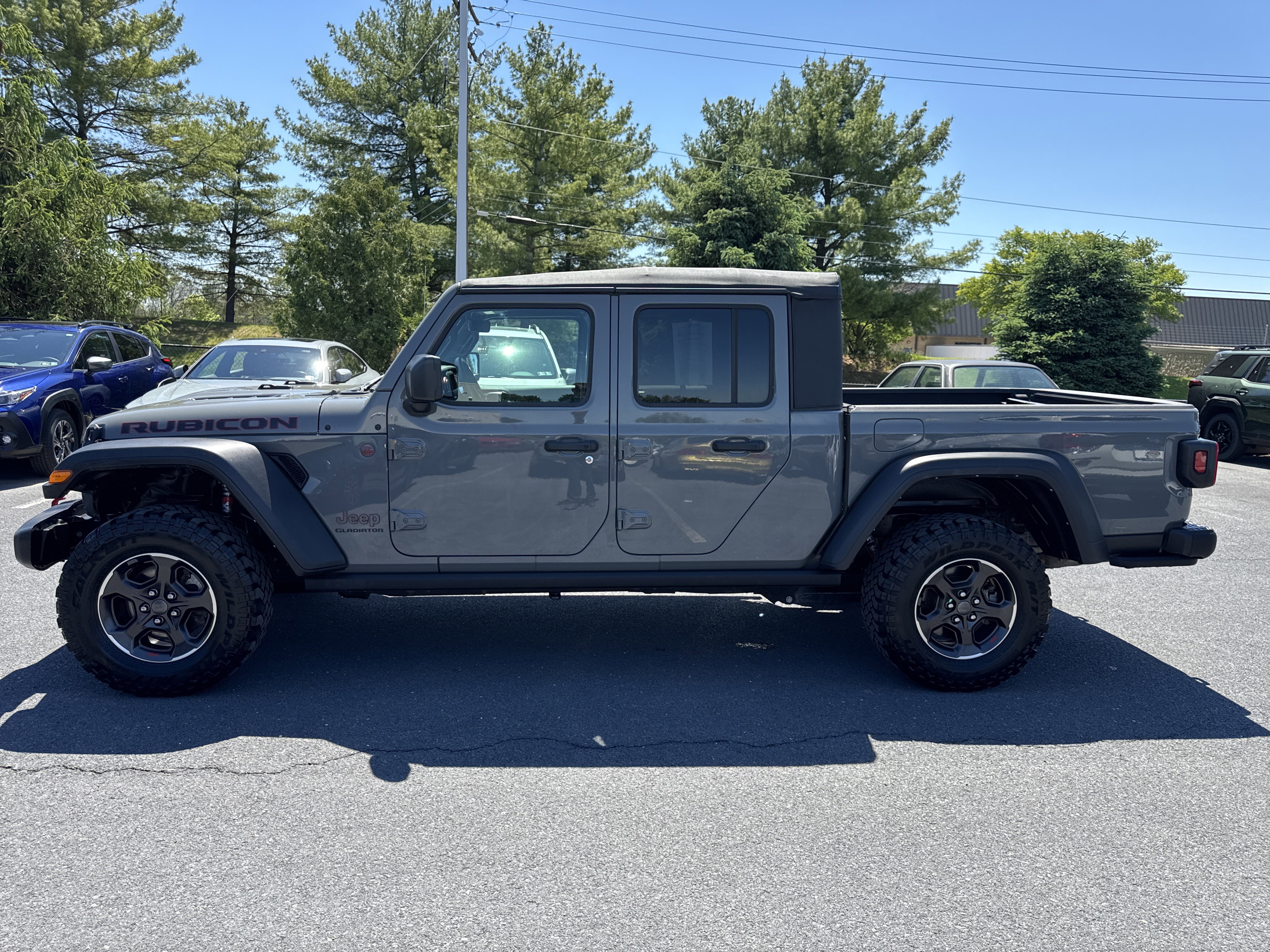 Used 2022 Jeep Gladiator Rubicon w/ Trailer Tow Package AWD/4WD image 23