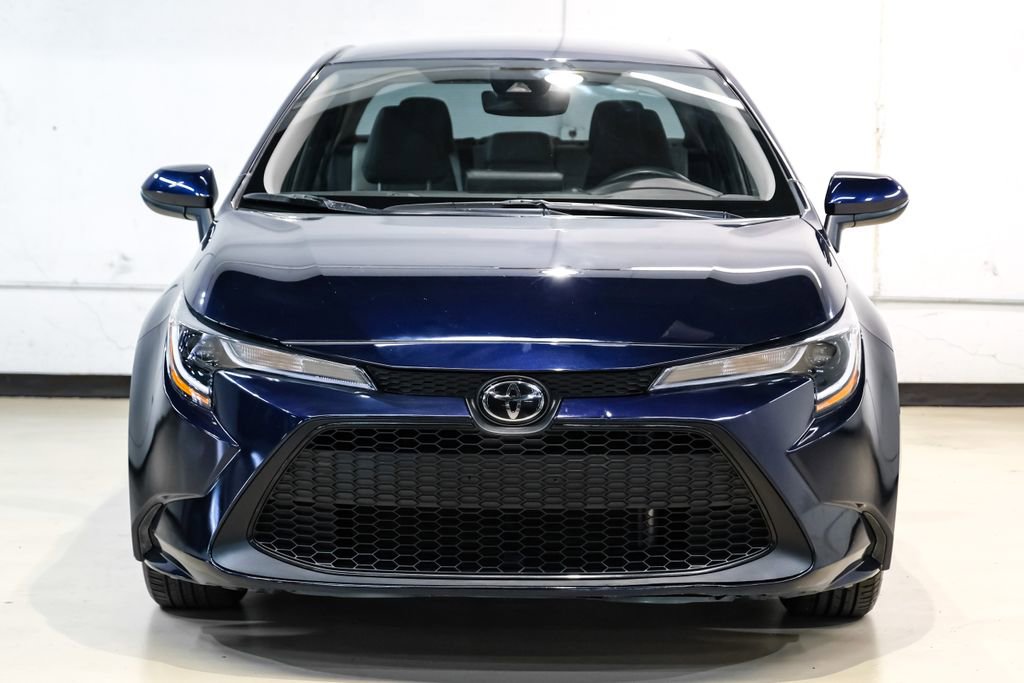 Used 2022 Toyota Corolla LE FWD image 5