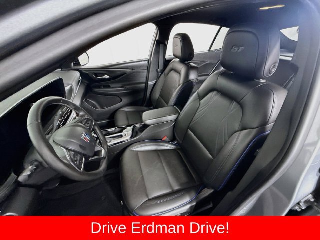 Used 2024 Buick Envista Sport Touring w/ Convenience I Package FWD image 5