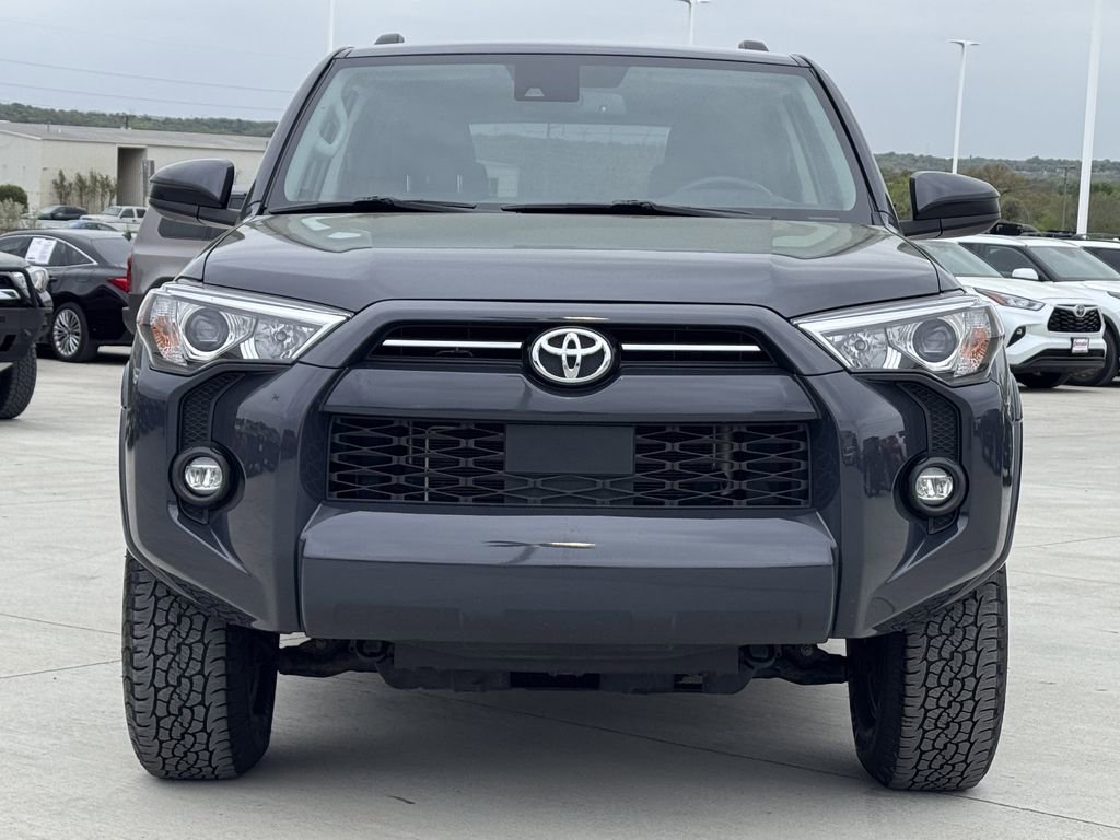 Used 2024 Toyota 4Runner SR5 AWD/4WD image 7