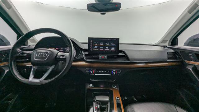 Used 2021 Audi Q5 e Premium Plus w/ Premium Plus Package image 25