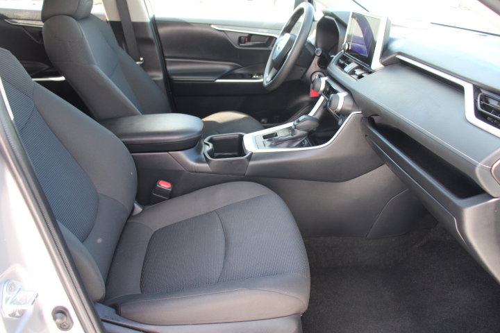 Certified 2024 Toyota RAV4 LE image 19