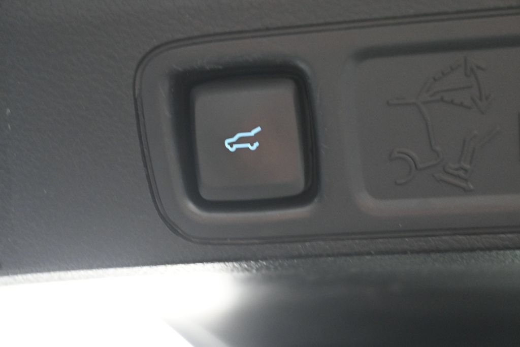 Used 2020 Ford Expedition Limited w/ Equipment Group 303A AWD/4WD image 42