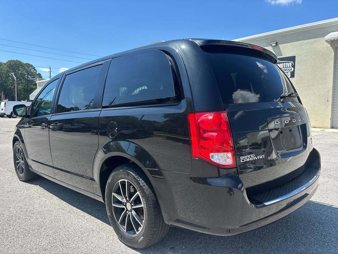 Used 2019 Dodge Grand Caravan GT image 8