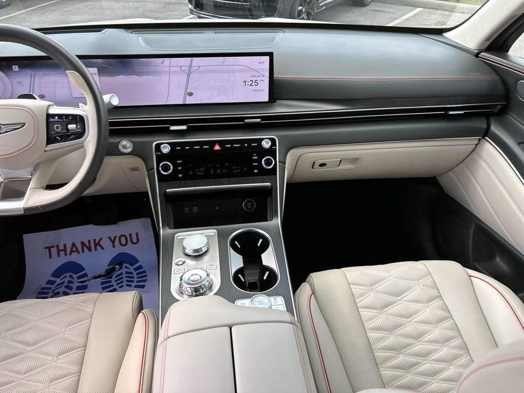 Used 2025 Genesis GV80 3.5T image 32