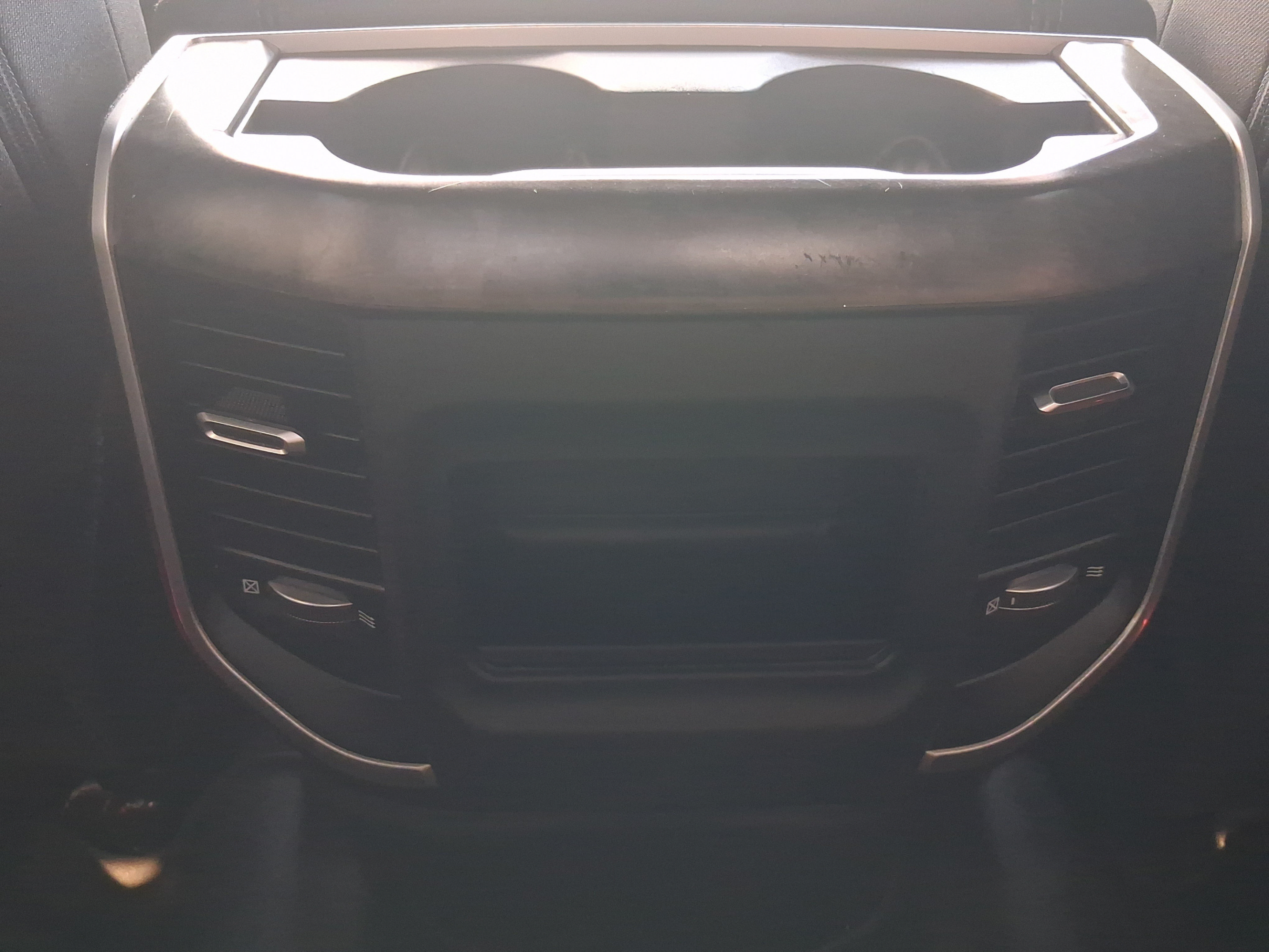 Used 2022 RAM 3500 Big Horn w/ Night Edition AWD/4WD image 23