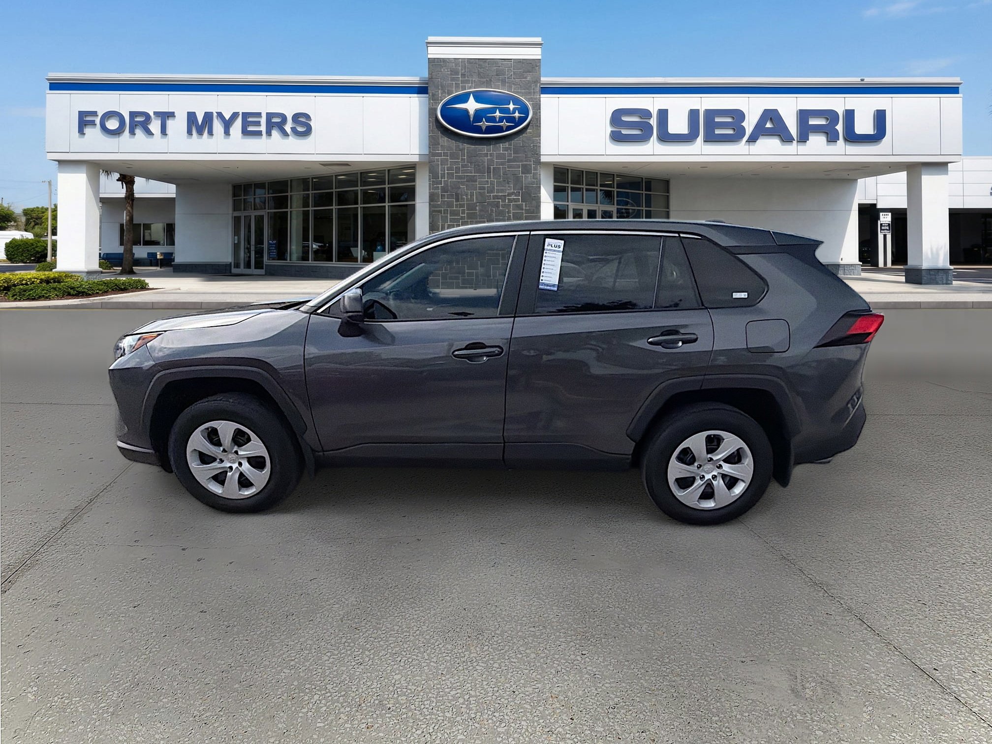 Used 2024 Toyota RAV4 LE image 6