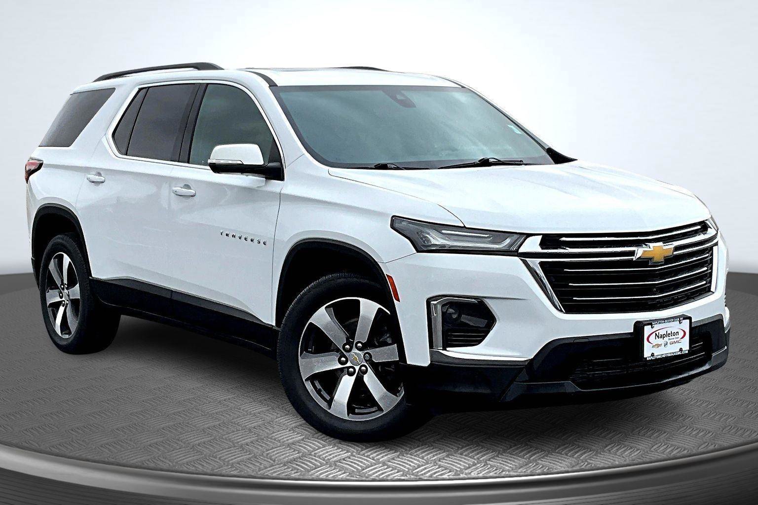 Used 2023 Chevrolet Traverse LT w/ LT Premium Package image 12
