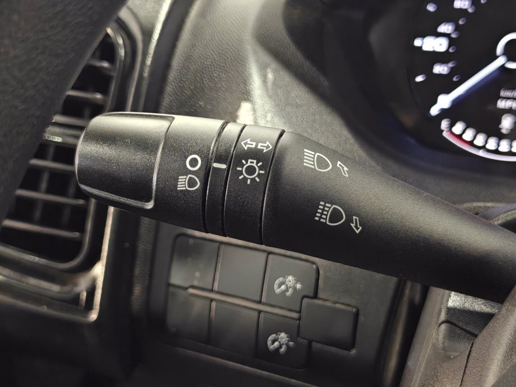 Used 2023 RAM ProMaster 2500 FWD image 45