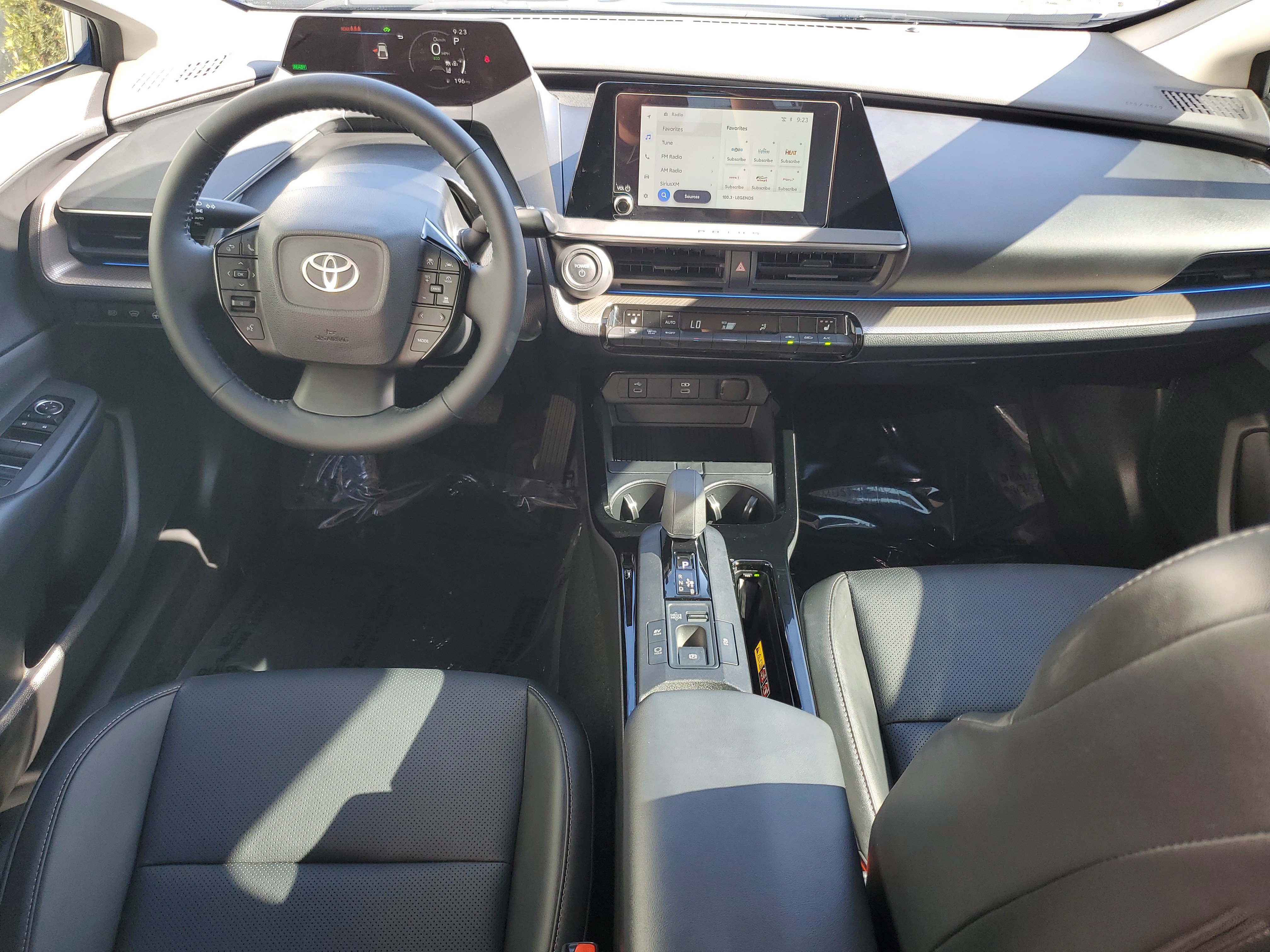 Used 2025 Toyota Prius XLE image 13