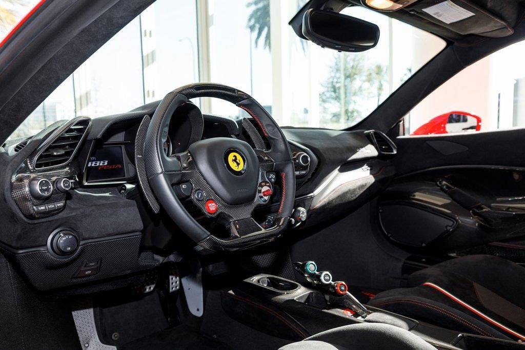 Used 2020 Ferrari 488 Pista Coupe image 27