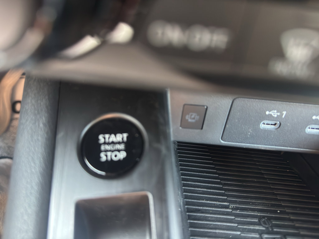 New 2026 Nissan Kicks SV w/ Charging Package image 26
