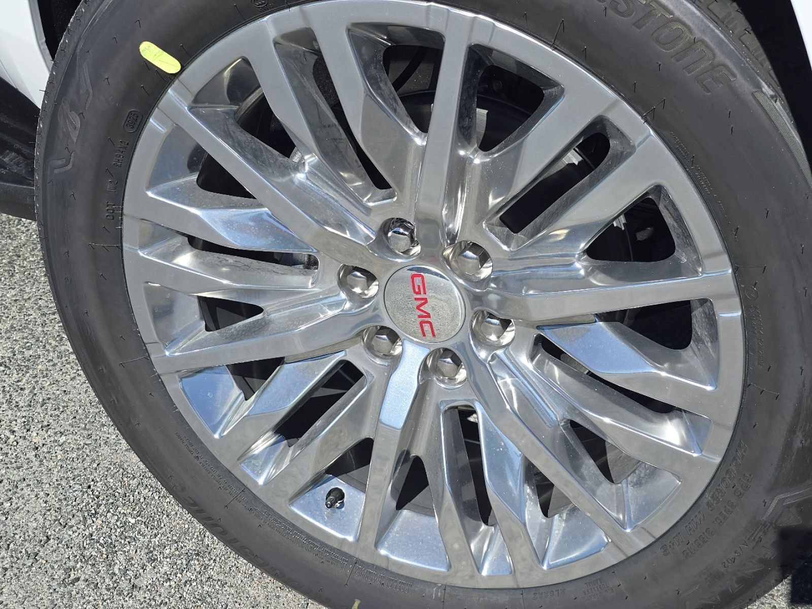 New 2026 GMC Yukon XL Elevation image 16