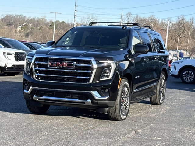 New 2026 GMC Yukon XL Elevation w/ LPO, Floor Liner Package image 13