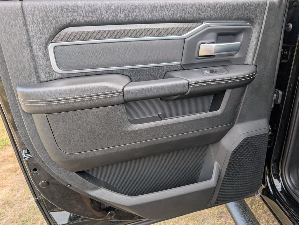 New 2026 RAM 3500 Big Horn AWD/4WD image 24