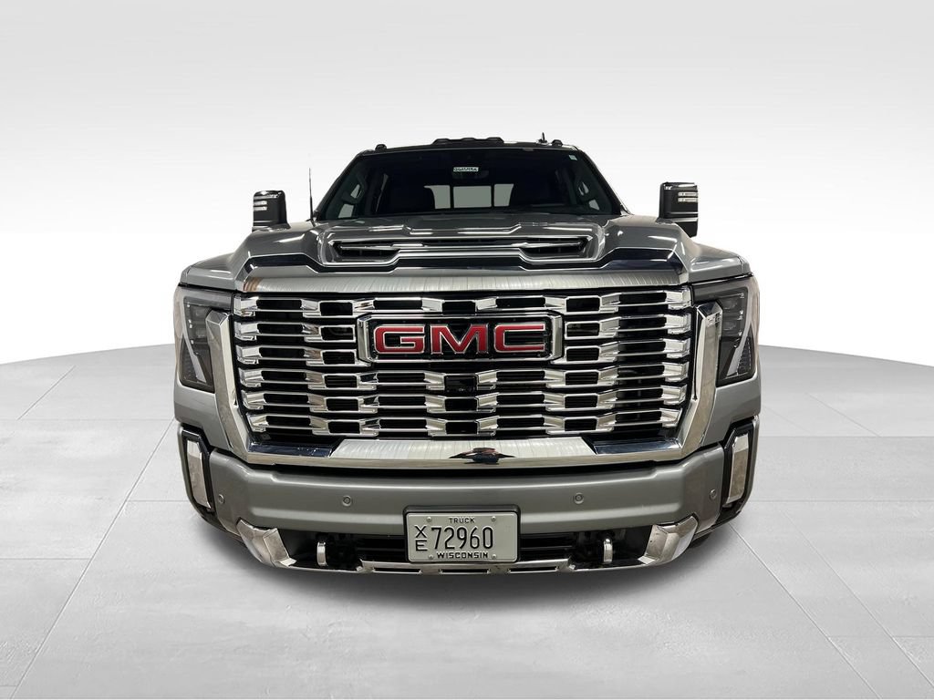 Certified 2025 GMC Sierra 2500 Denali w/ Denali Reserve Package AWD/4WD image 4