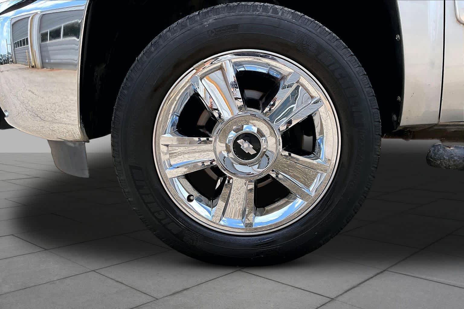 Used 2012 Chevrolet Silverado 1500 LT RWD image 12
