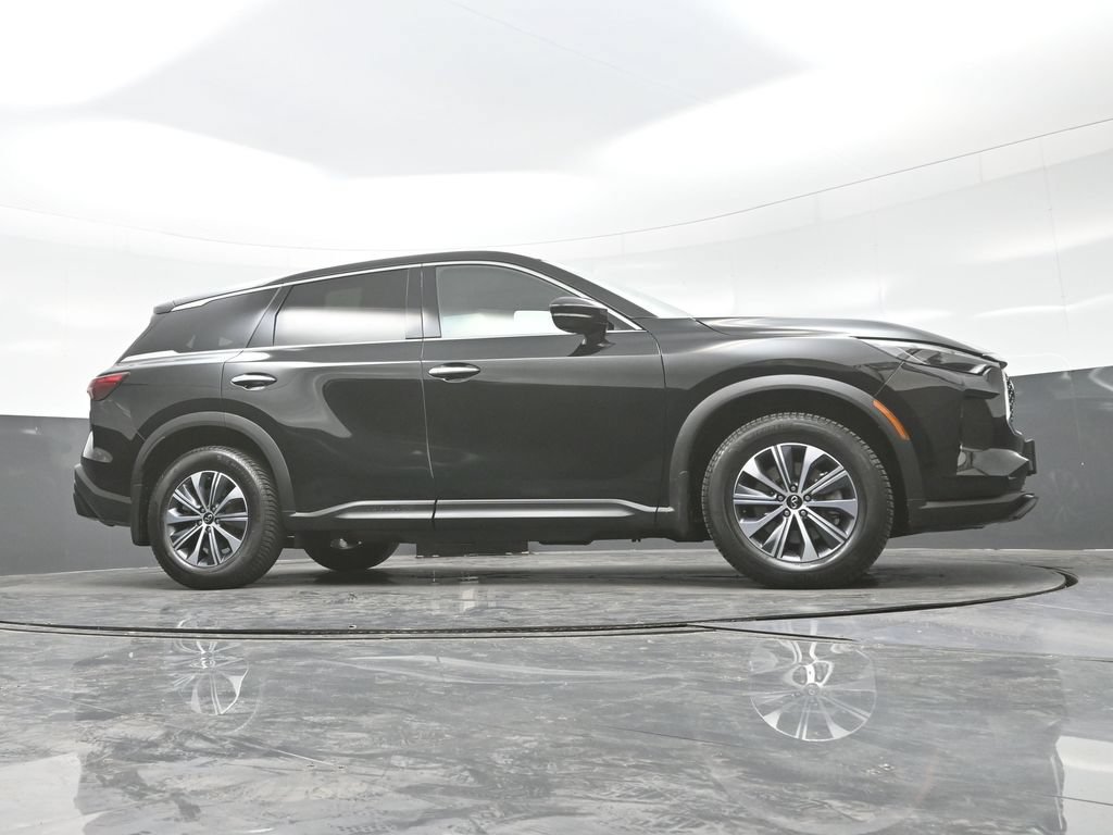 Used 2023 INFINITI QX60 Pure AWD/4WD image 30
