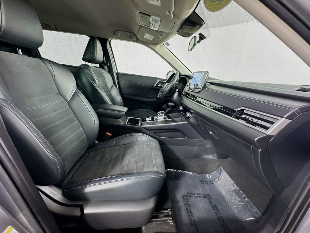 Used 2022 Mitsubishi Outlander SE AWD/4WD image 30