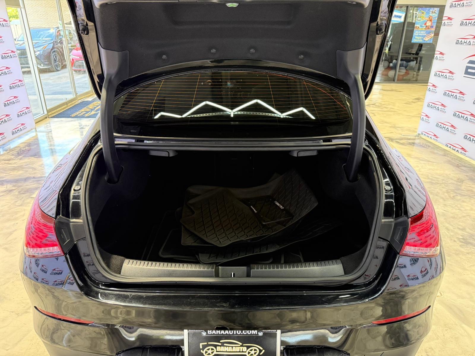 Used 2022 Mercedes-Benz CLA 250 4MATIC w/ Premium Package Lite image 39