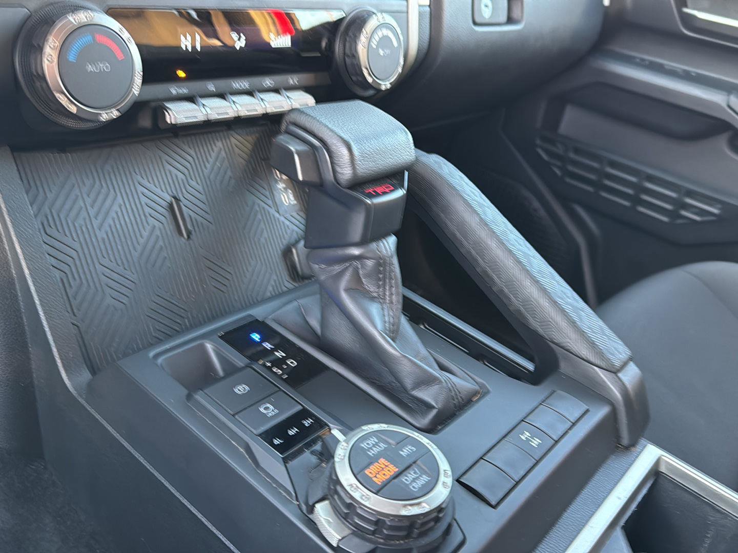 Used 2024 Toyota Tacoma TRD Off-Road image 24