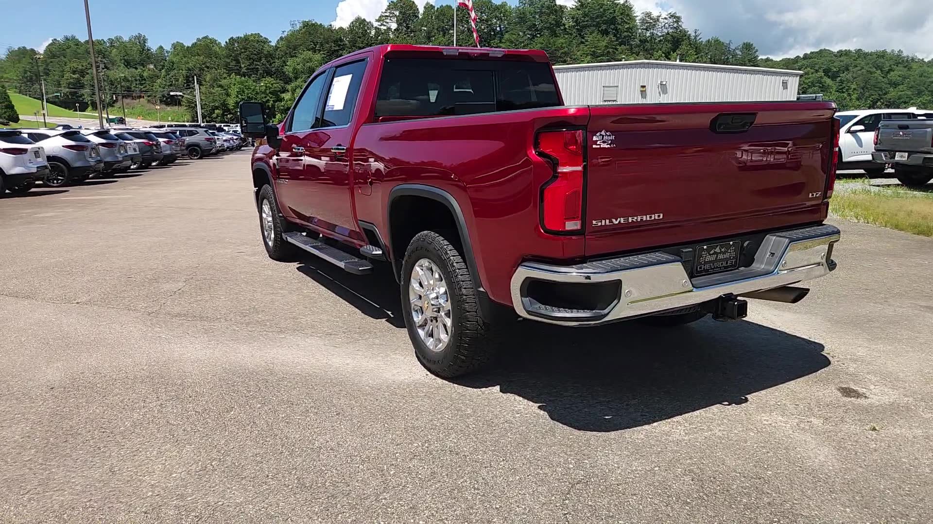 Used 2024 Chevrolet Silverado 2500 LTZ w/ LTZ Premium Package AWD/4WD image 12