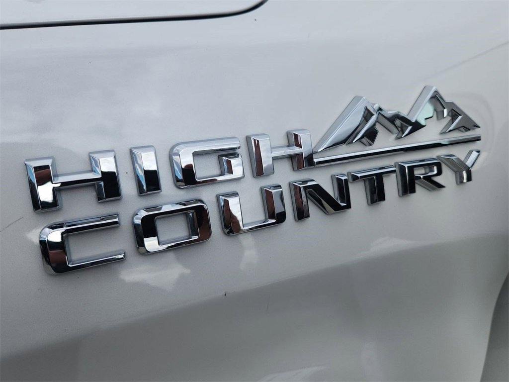 Used 2022 Chevrolet Silverado 1500 High Country image 32