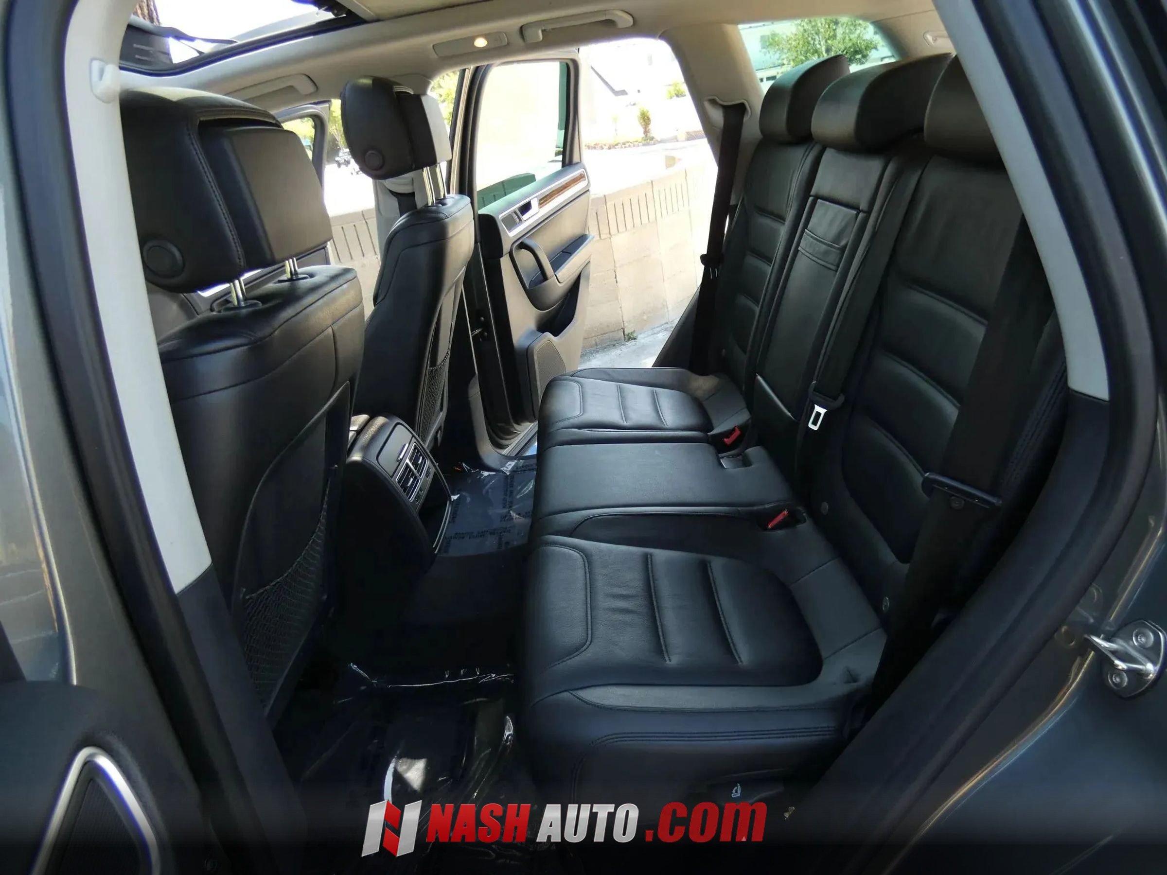 Used 2014 Volkswagen Touareg VR6 AWD/4WD image 42