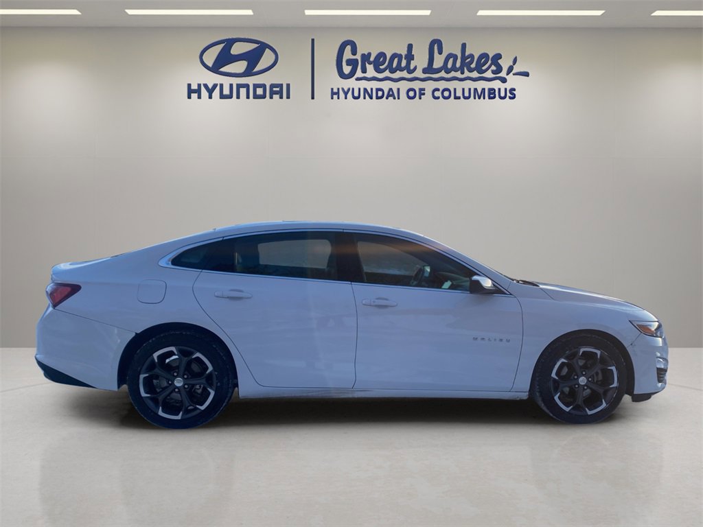 Used 2022 Chevrolet Malibu LT w/ Leather Package image 5
