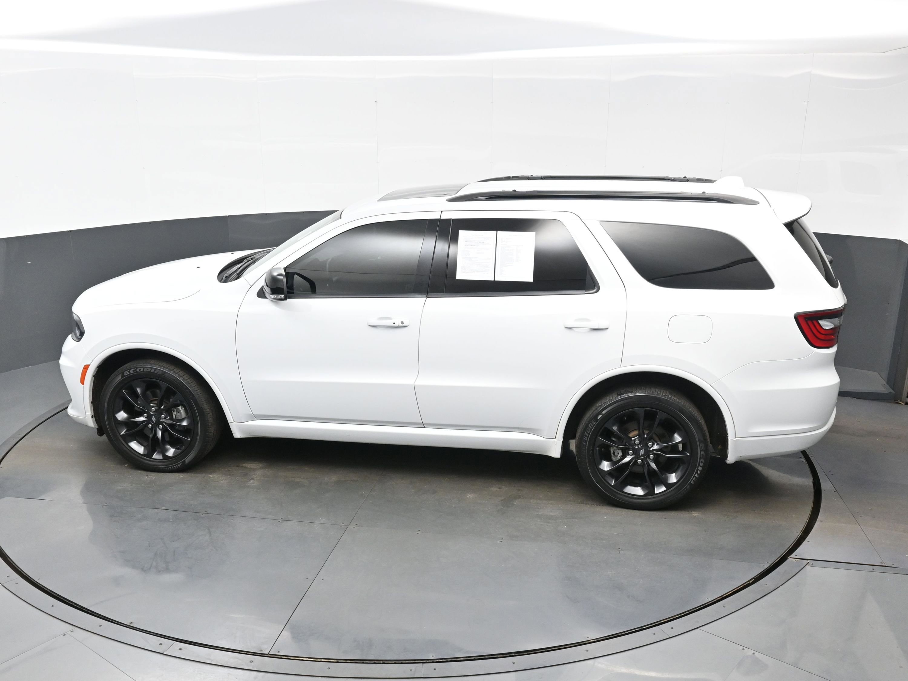 Used 2021 Dodge Durango GT image 37