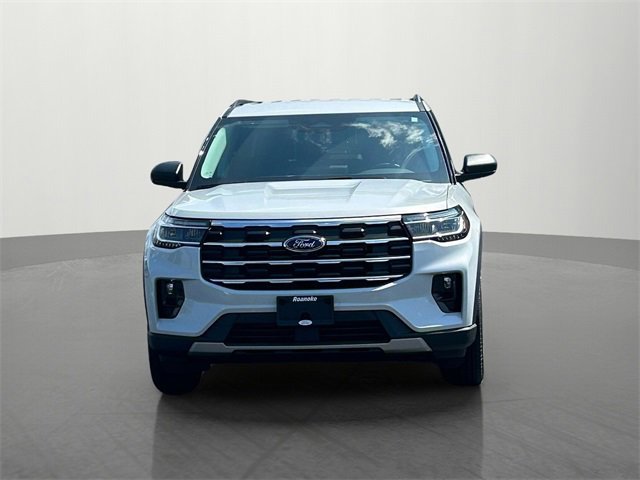 New 2025 Ford Explorer Active w/ Active Comfort Package image 2