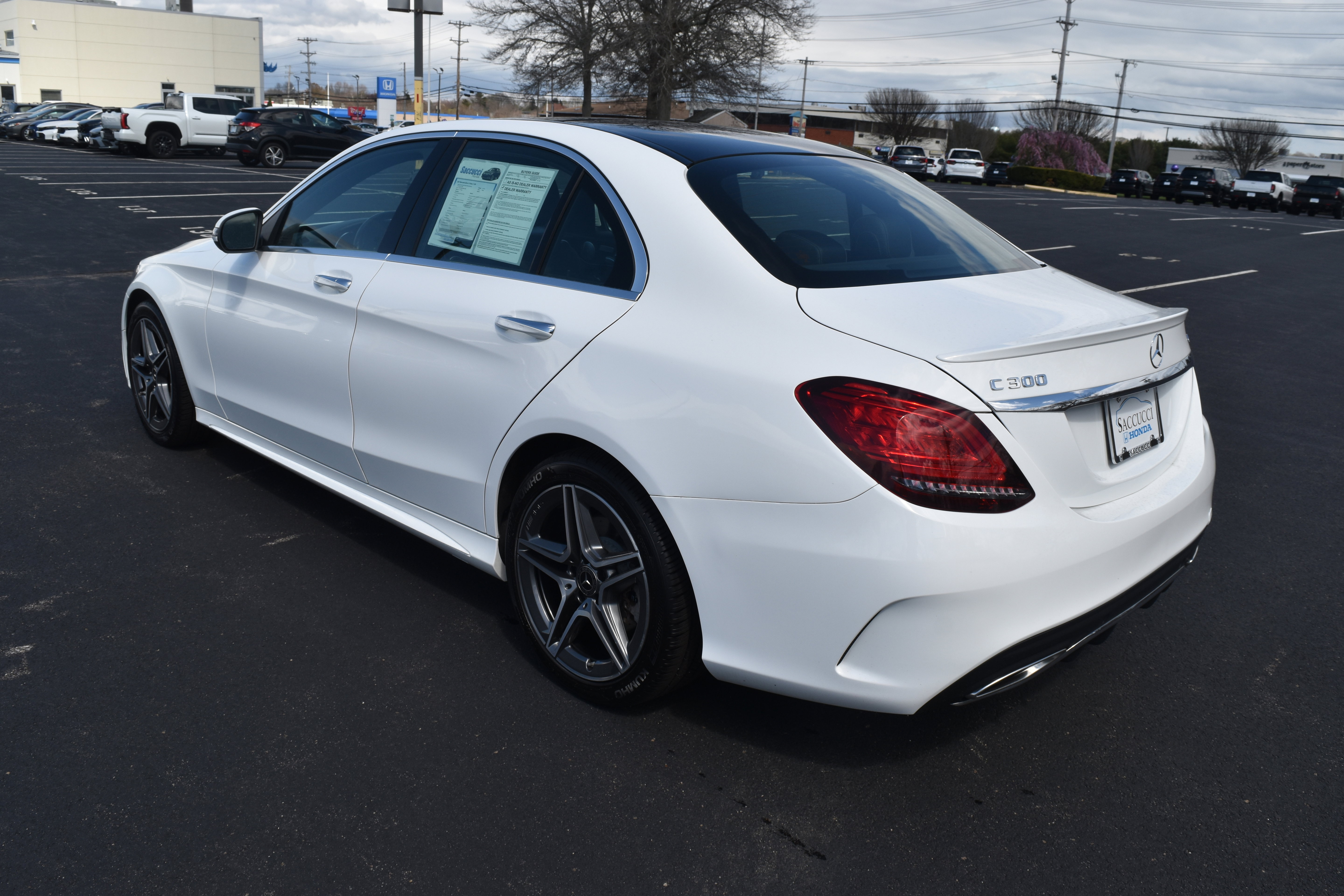 Used 2021 Mercedes-Benz C 300 4MATIC Sedan image 4