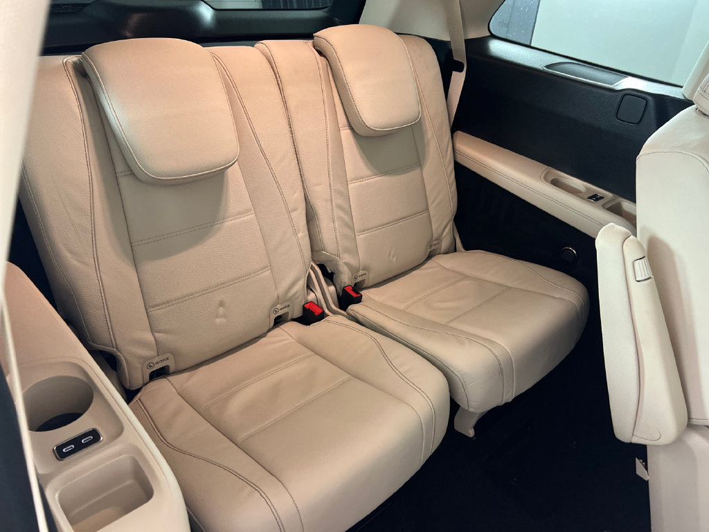 Certified 2024 Mercedes-Benz GLS 450 4MATIC image 15
