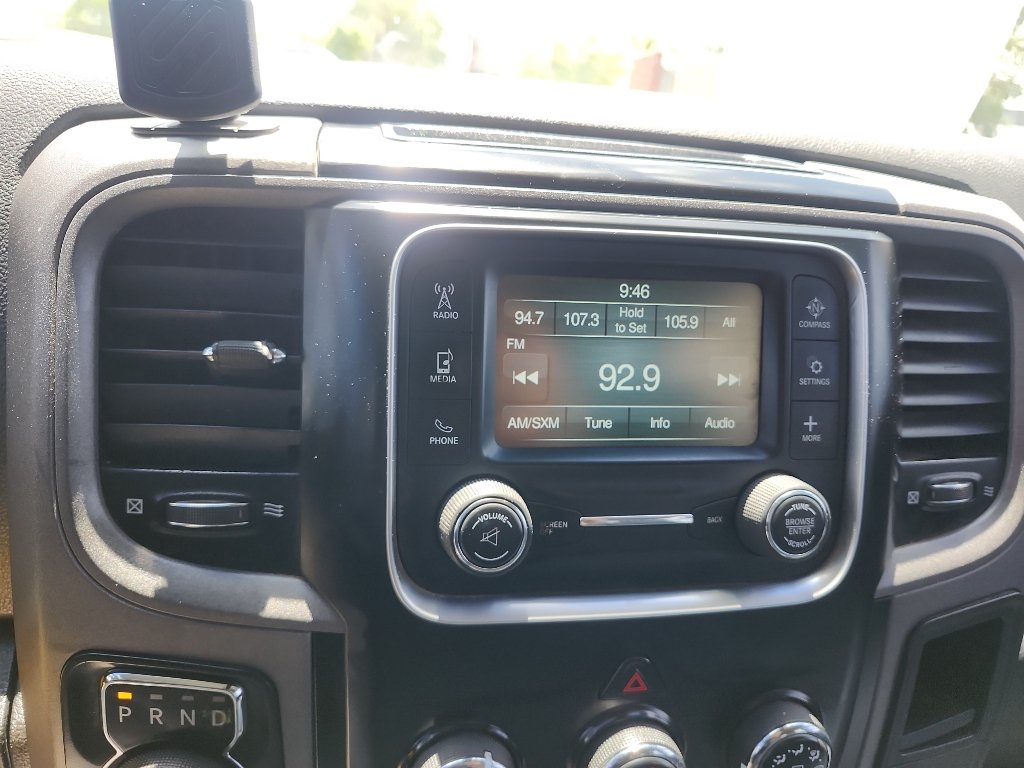 Used 2018 RAM 1500 Express AWD/4WD image 25