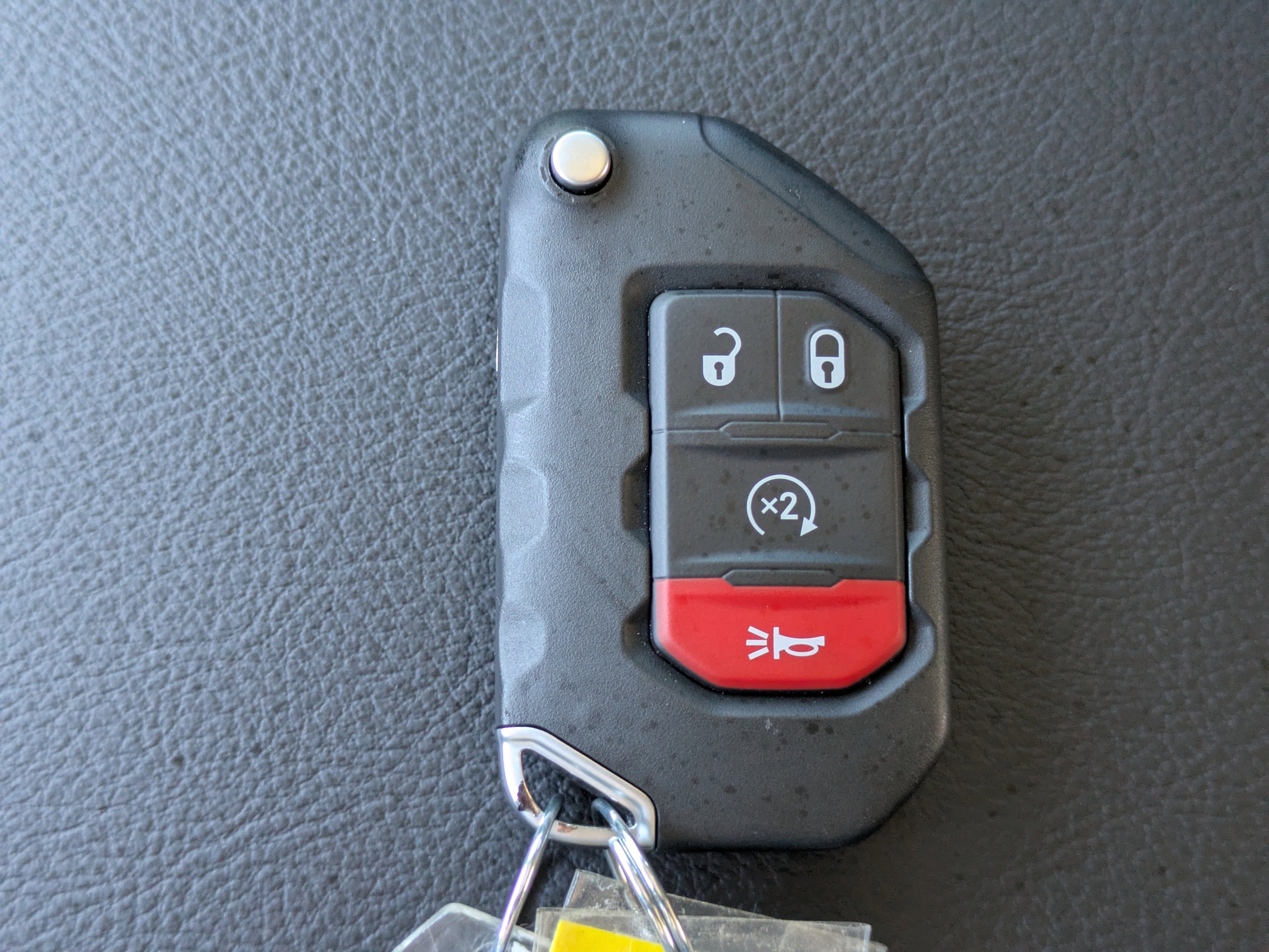 Used 2025 Jeep Wrangler Sport image 30