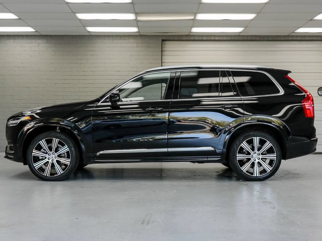 Used 2024 Volvo XC90 B5 Plus AWD/4WD image 4