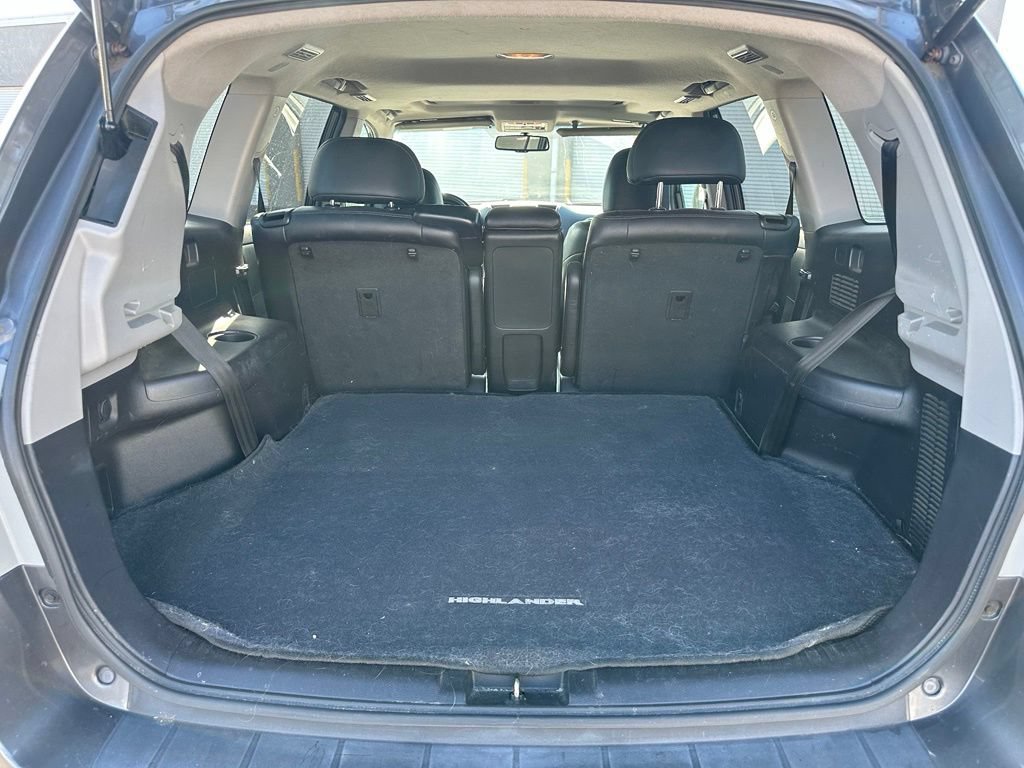 Used 2013 Toyota Highlander SE AWD/4WD image 4