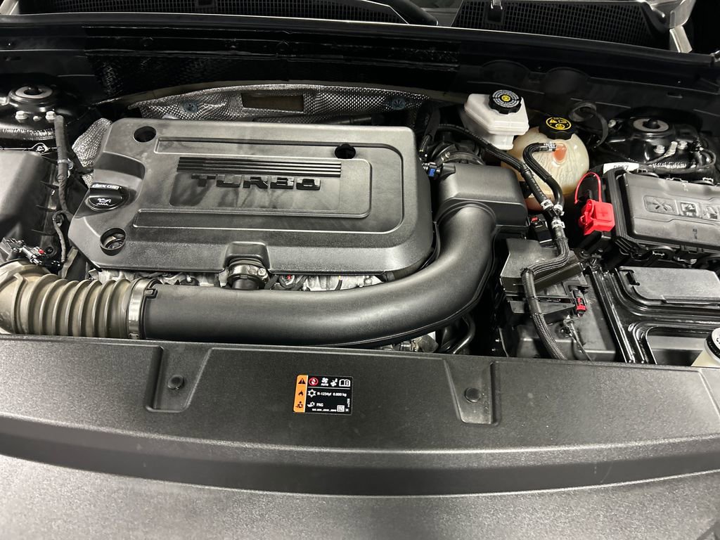 Used 2022 Buick Envision Avenir w/ Technology Package II image 27