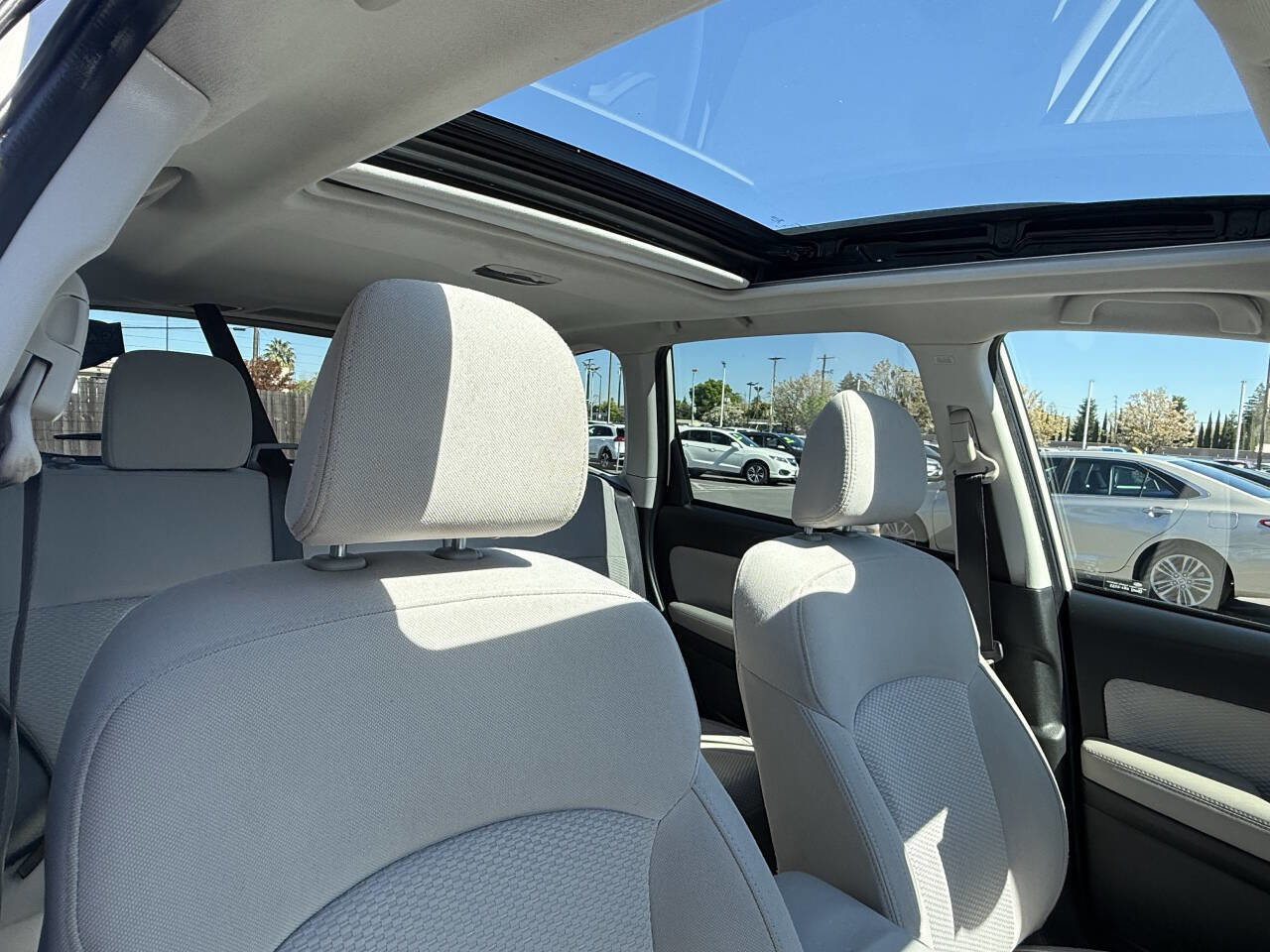 Used 2017 Subaru Forester 2.5i Premium AWD/4WD image 19